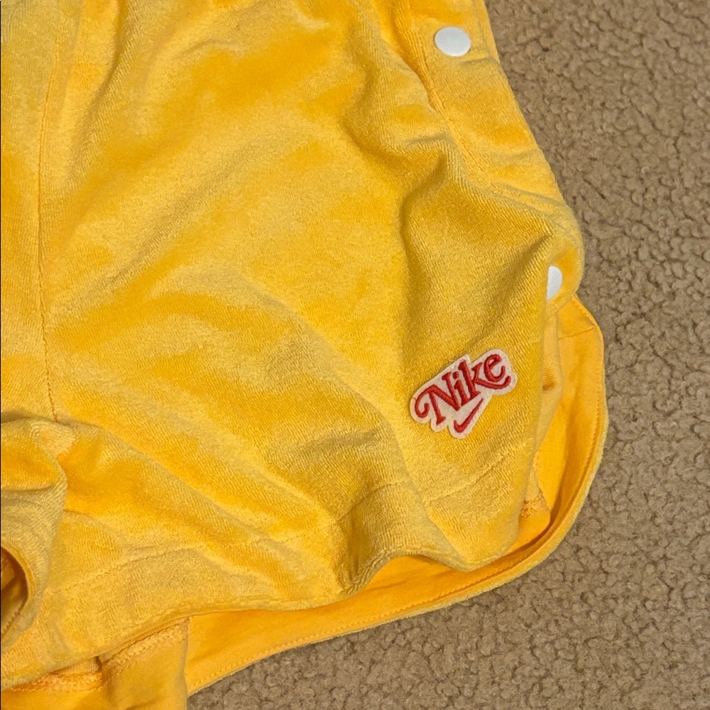 Nike retro terry shorts - Picture 2 of 4